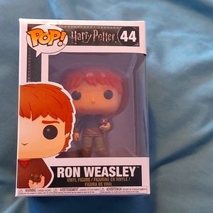 Funko Pop 44 Ron Weasley with Scabbers